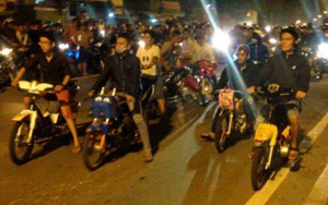 Cảnh sát Hà Nội hóa trang chống đua xe đêm giao thừa