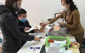 Phòng chống dịch do virus Corona, ViettelPost phát miễn phí khẩu trang y tế cho khách hàng