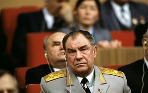 Những hình ảnh “đắt giá” của vị nguyên soái cuối cùng của Liên Xô