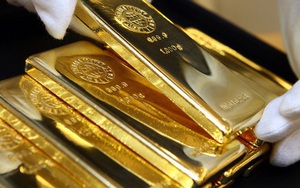 Nhà đầu tư vội vàng bán tháo vàng sẽ phải 'ôm hận'?