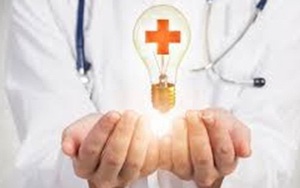 Nữ bác sĩ  Nội Mông giấu chồng con đi Vũ Hán chiến đấu với quái vật