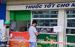 Hà Nội yêu cầu tạm đình chỉ các nhà thuốc không tuân thủ đúng quy định giãn cách xã hội