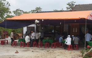 Vụ đưa thi thể lên trụ sở xã: Lời kể của gia đình ra sao?