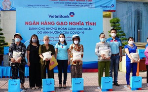 “Ngân hàng gạo nghĩa tình” của VietinBank đến với người nghèo TP.HCM