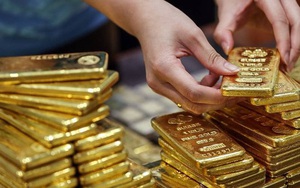 Quan hệ Mỹ - Trung căng thẳng, giá vàng tăng trở lại