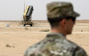 Hành tung bất ngờ của các khẩu đội tên lửa Mỹ tại Trung Đông dấy lên loạt đồn đoán