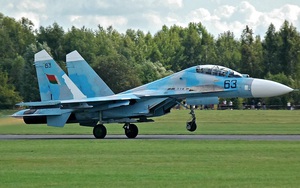 Vì sao Belarus vẫn 'xếp kho' tiêm kích Su-27?