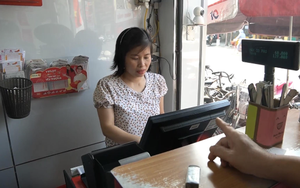 Người bán tờ vé Vietlott trúng đậm nhất Hải Phòng: Công việc này nuôi sống mẹ con tôi
