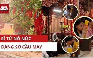 Thi lớp 10 cận kề: Sĩ tử Hà Thành gửi gắm niềm tin chốn linh thiêng