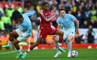 Liverpool thua Man City 0-3: Doku định đoạt trận đấu
