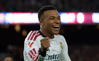 Mbappe gieo sầu cho Barca, Real Madrid thắng Siêu kinh điển