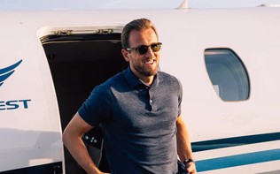 Điều ít ai biết về cuộc sống xa hoa của Harry Kane