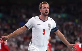 Tuyển Anh đại thắng trong ngày Harry Kane đi vào lịch sử