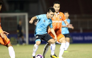 Tấn Trường mắc lỗi, Hà Nội FC “chết hụt” trước tân binh V.League