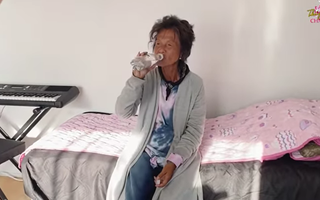 Kim Ngân đã chịu uống thuốc, có nhiều thay đổi rõ rệt, tiết lộ chuyện với danh ca Khánh Hà