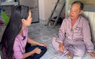 Nghệ sĩ Tuấn Anh bị đột quỵ, xuất huyết não, phải ở nhờ nhà, vợ chạy xe ôm, bán vé số
