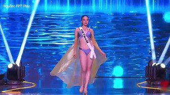 Màn trình diễn áo tắm 'đốt mắt' người xem của Kỳ Duyên tại bán kết Miss Universe