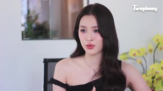Hoa hậu Tiểu Vy: 'Tôi có lý do để hôn Quốc Trường'