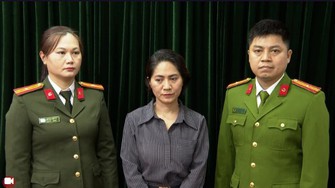 Ban tổ chức đêm nhạc 'Về đây bốn cánh chim trời' có thể chịu mức phạt nào?