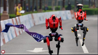 Robot hình người bức tốc xác lập kỷ lục tại giải chạy bán marathon