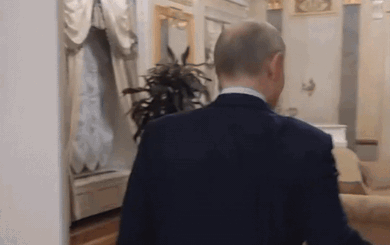 25 năm là chủ nhân Điện Kremlin, Tổng thống Putin lần đầu mở cửa căn hộ quyền lực nhất nước Nga