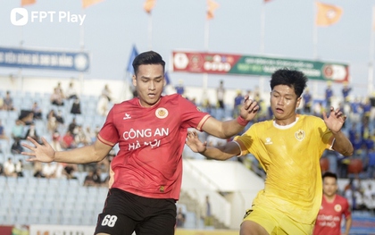 "Đại gia" V.League thất vọng rời sân, HLV Kim Sang-sik gặp khó trước ngày hội quân