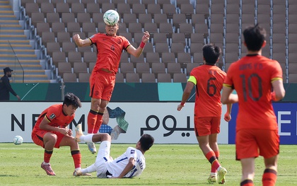 Báo Trung Quốc ngỡ ngàng khi đội nhà vào bán kết gặp U23 Việt Nam