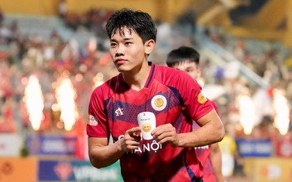 HLV Brazil tiết lộ tin không vui về Đình Bắc sau chiến thắng của CAHN