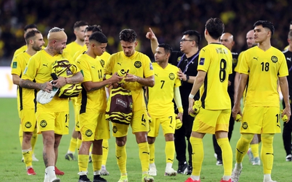 LĐBĐ Malaysia đánh lận con đen, loanh quanh chối tội, vì sao thế?