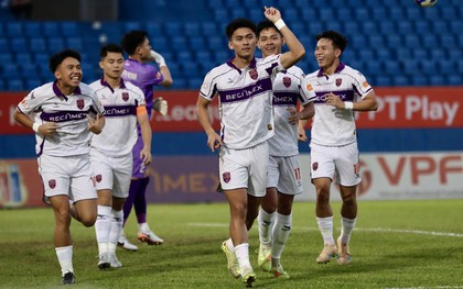 Nhân tố thay thế Tiến Linh bùng nổ mạnh mẽ sau “cú bước hụt”, HLV Kim Sang-sik đã đúng?