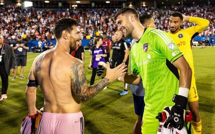 AFF Cup: Tuyển Indonesia lên kế hoạch gọi ngôi sao từng thắng Messi, HLV Kim Sang-sik thêm mối lo lớn