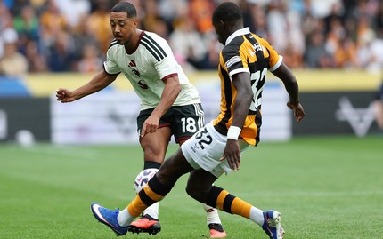 Man Utd thua Hull City 0-2: Tielemans gây thất vọng, Bruno Fernandes mờ nhạt