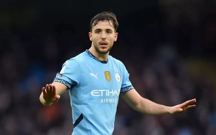 Thêm một ngôi sao đạt thỏa thuận ra đi, cuộc tháo chạy khỏi Man City tiếp tục
