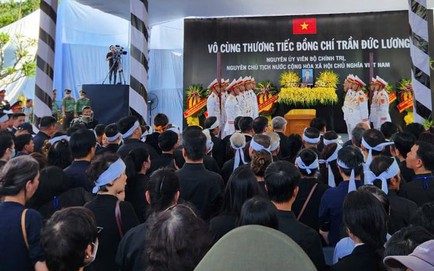 Trực tiếp: Lễ an táng nguyên Chủ tịch nước Trần Đức Lương tại Quảng Ngãi