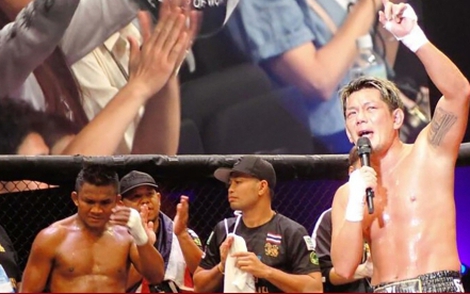 Hòa ‘Thánh Muay’ Buakaw, võ sĩ Nhật Bản thách thức Floyd Mayweather Jr