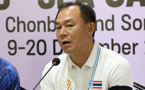 Dẫn 2-0 vẫn thua ngược U22 Việt Nam, HLV Thái Lan không bị sa thải