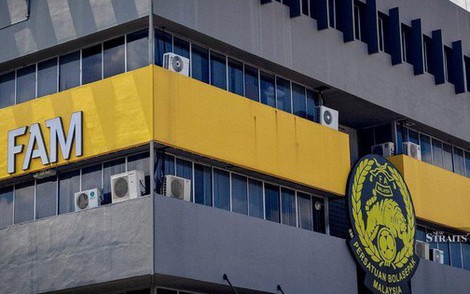 FAM lao đao vì án phạt FIFA, thiệt hại có thể vượt 52 tỉ đồng