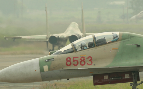 Phô diễn sức mạnh không quân Việt Nam, mở màn cho tổng hợp luyện diễu binh, diễu hành