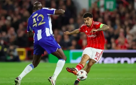 Nottingham hạ Porto, bán kết Europa League nóng với 'nội chiến toàn Anh'