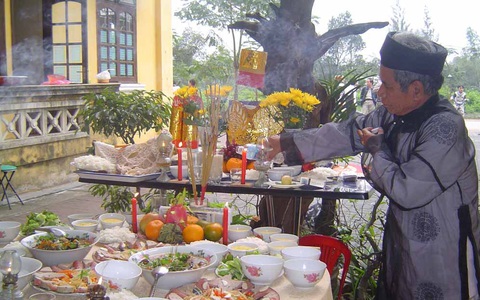 Cúng Tất Niên Trong Nhà Hay Ngoài Trời: Hướng Dẫn Chi Tiết Cúng Tất Niên Theo Phong Tục Truyền Thống