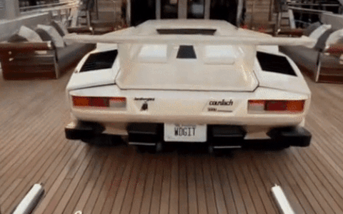 Sam Sorgiovanni: Mang siêu xe Lamborghini cổ lên du thuyền: Thú chơi của  giới thượng lưu