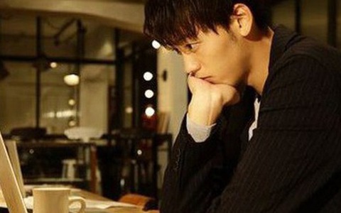Đằng sau câu chuyện chàng trai không muốn thuê nhà, đành ngủ lại công ty