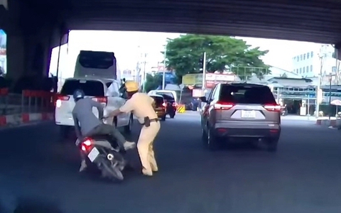 Bác thông tin “CSGT xô người đi xe máy” lan truyền trên mạng