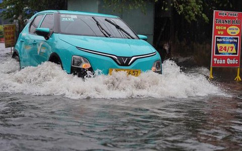 Chuyên gia lý giải nguyên nhân trận mưa lớn nhất từ đầu năm ở TP.HCM