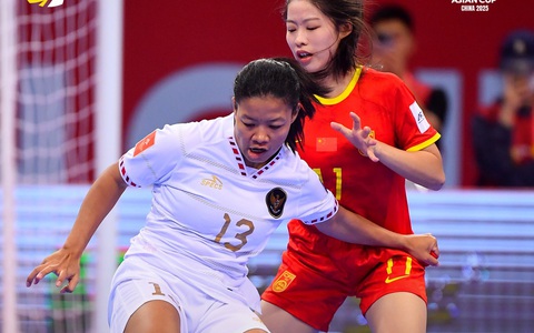 Tuyển Indonesia thảm bại, tan mộng World Cup sau trận đấu khó tin với Trung Quốc