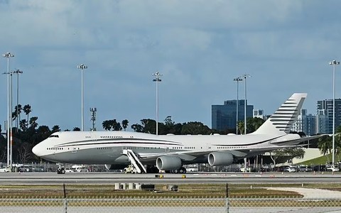 Bên trong 'cung điện bay' 400 triệu USD Qatar tặng ông Trump