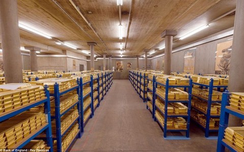 hầm vàng: Đứng đầu thế giới về lượng dự trữ, hầm của quốc gia này có bao nhiêu tấn vàng?