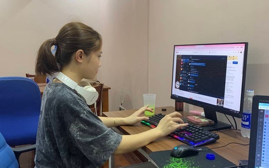 Ra trường làm gì: Nữ sinh ngành du lịch 'bẻ lái' sang công việc trái nghề kiếm 20 triệu/ tháng