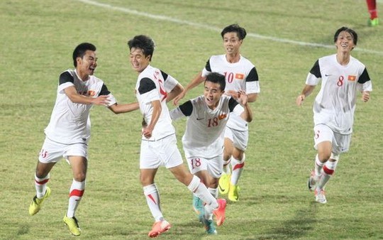 U19 Việt Nam - U21 Campuchia: Lách qua khe cửa hẹp