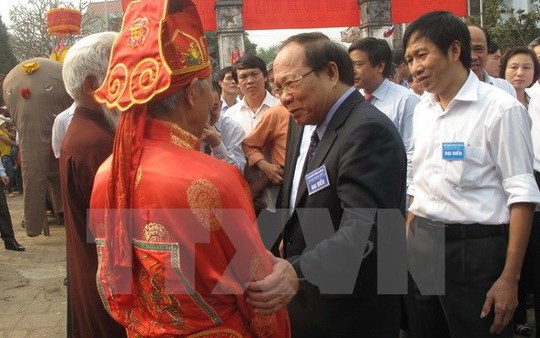 "Phú Thọ cần loại bỏ tục lệ đập trâu đến chết trong lễ hội"